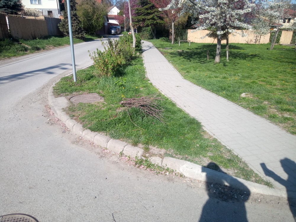 Előtte